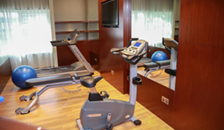 versailles-hotel-gyming